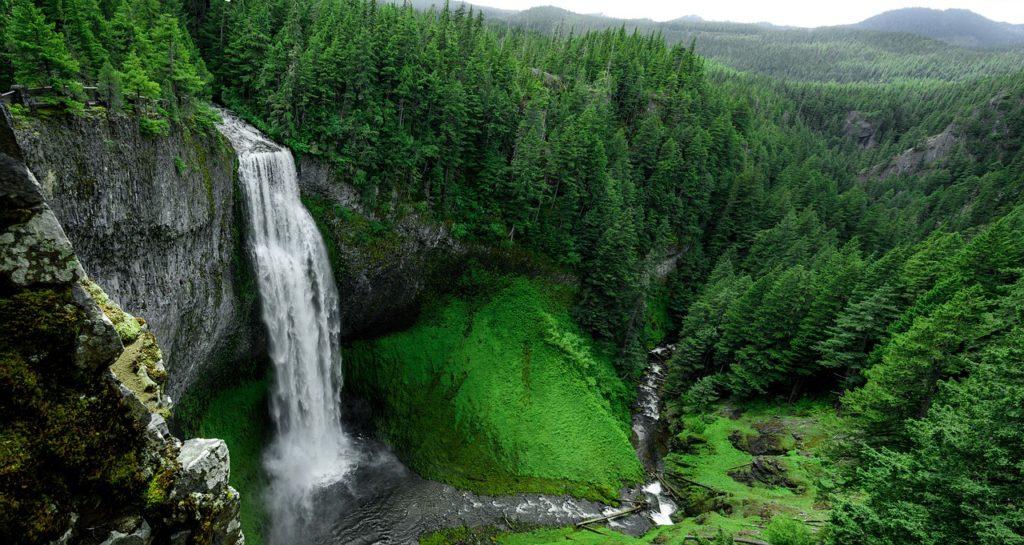 waterfalls, green, grass-2565995.jpg